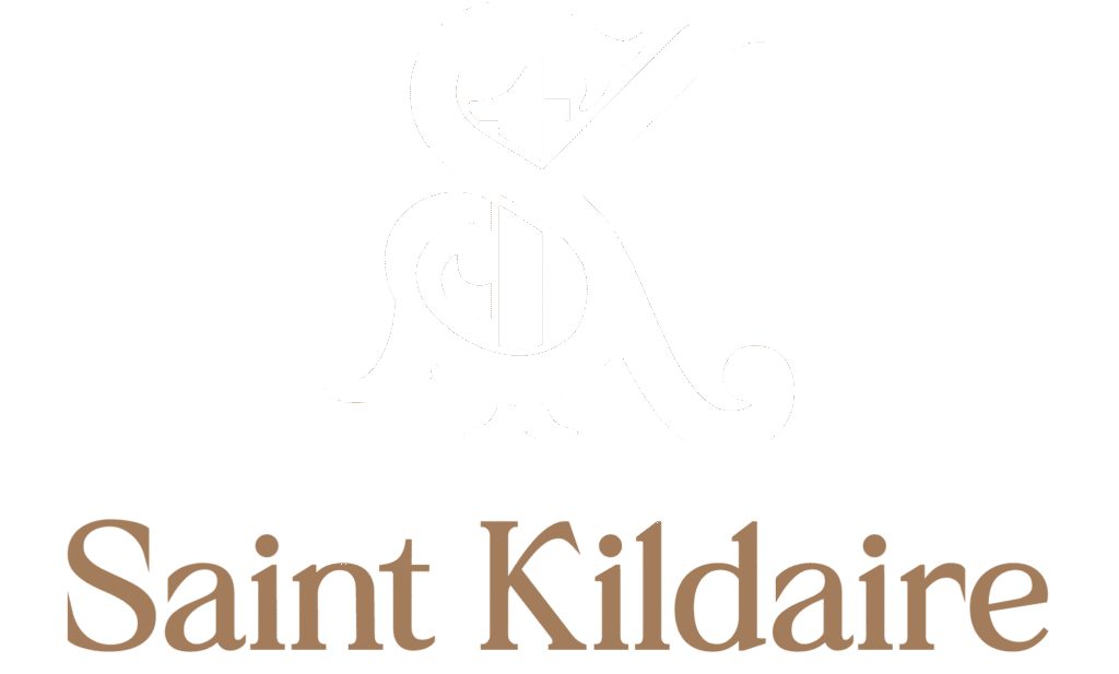 Saint Kildaire Events of the Quad Cities Logo in white and bronze